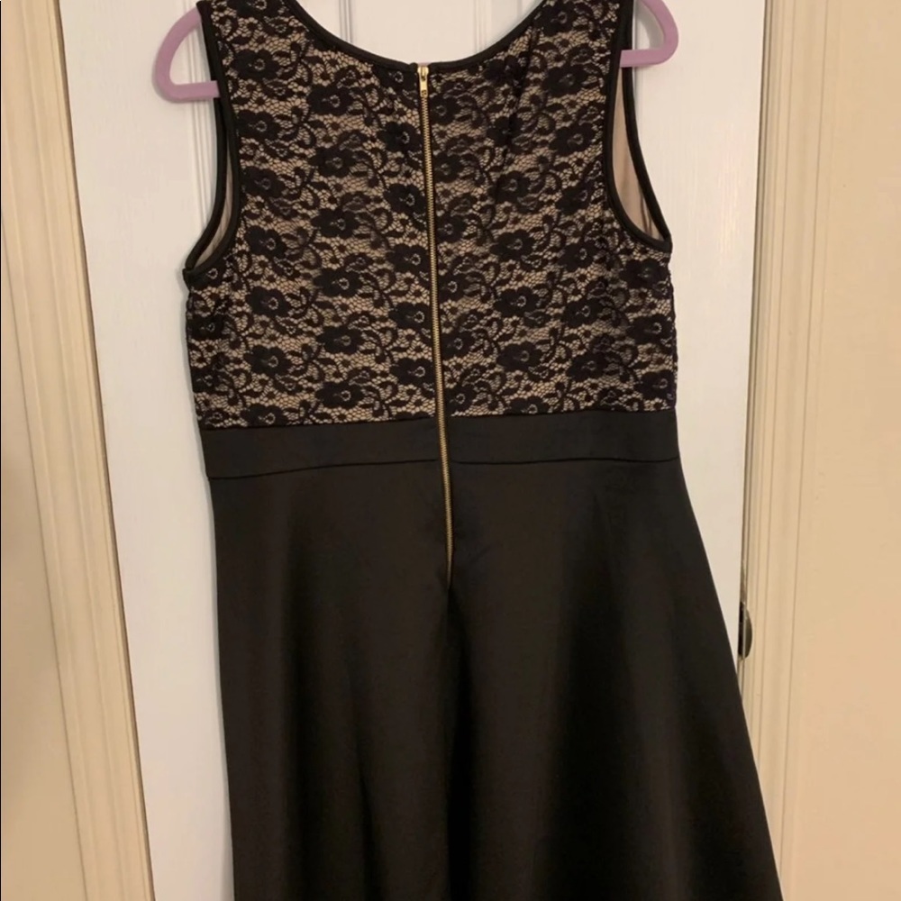 Dress - Picture 2 of 3